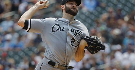 Column: Oh, geez. The Chicago White Sox begin their selloff with a flourish — and no one should feel safe.